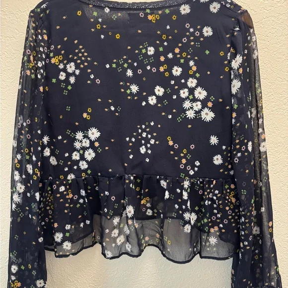 Urban Outfitters Floral Blouse - Picture 2 of 3